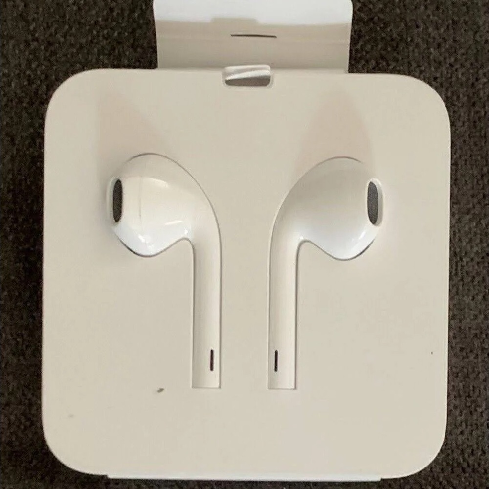🍎Original Apple EarPods with Lightning Connector 🍎